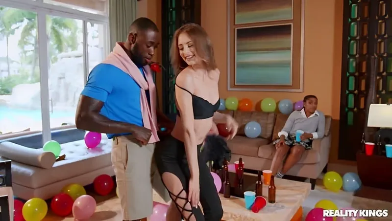 sex boy trung quốc,phim sex vn mới nhất 2025,phim sex trung quốc xinh Kyler quinn gợi cảm anh da đen ở buổi tiệc đại học