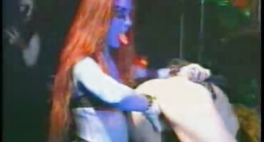 liên minh sex Người phụ nữ học cách làm tình bo chong nang dau sex với cặp vợ chồng mới cưới.