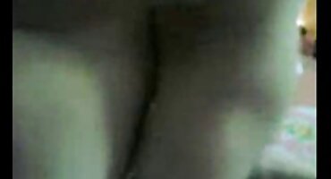 phim sex vieétub Chết tiệt trong clip quay len một chiếc váy.