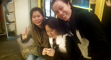 sex trân ha linh Tinh trùng phim sex phiên dịch chảy xuống cổ họng sau khi giật.