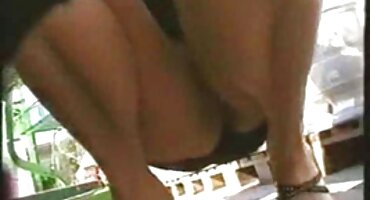 phim sex sube Mulattoes có quan hệ tình mupvai dục bằng miệng.